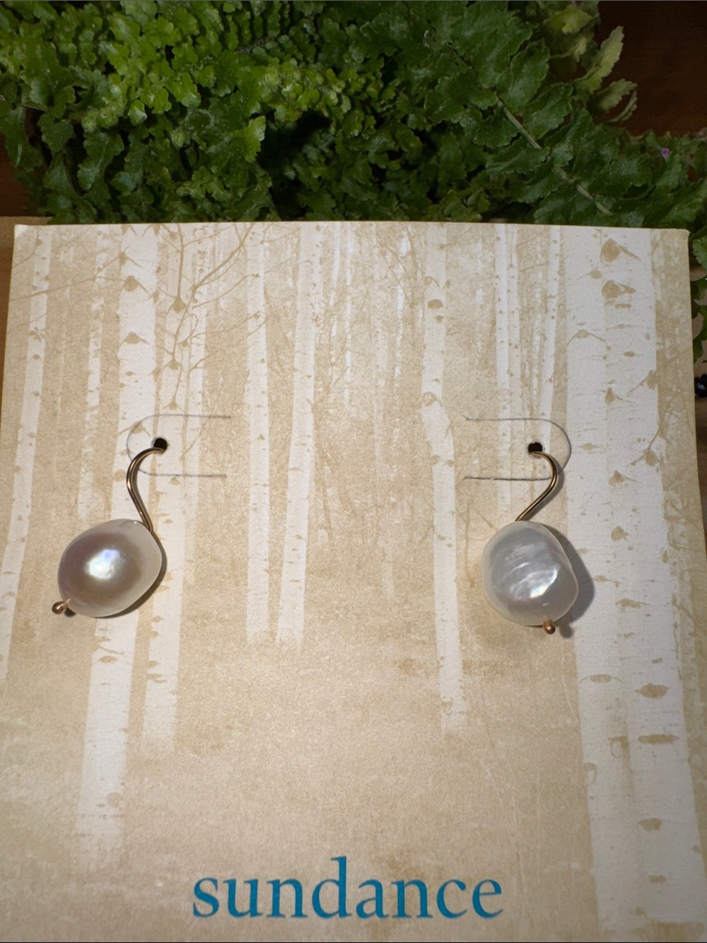 Sundance Gold-Tone Hooks with Irregular White Pearl Drops